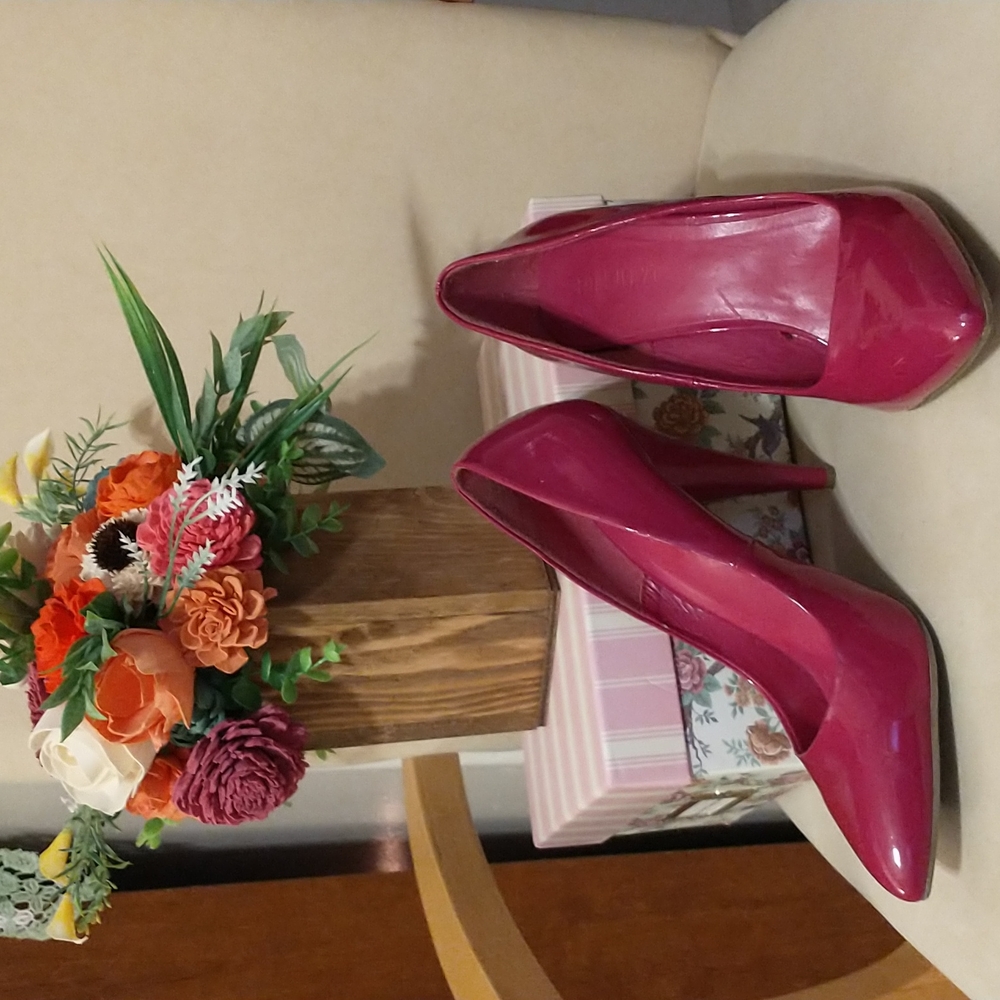 Forever 21 Women's Pink Stilettos Size 8 1/2